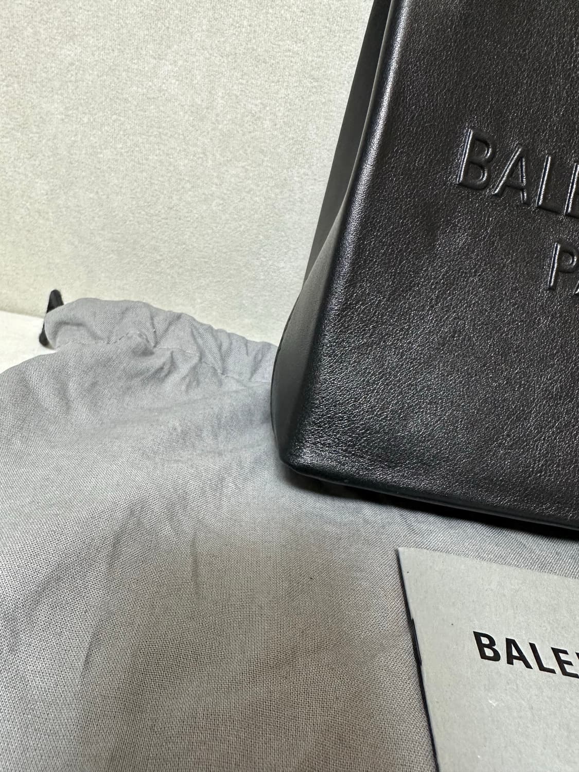 [SA 정품] 발렌시아가 듀티프리 크로스백 상품이미지3