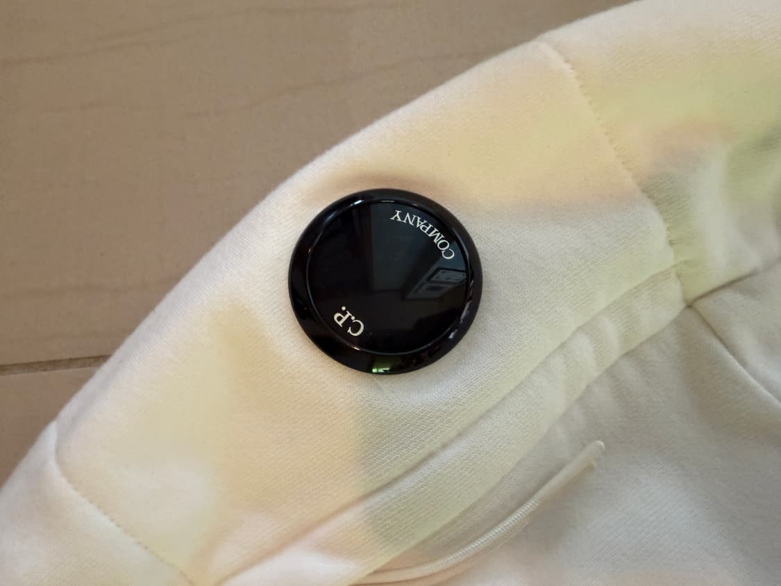 Cp company  렌즈 후드집업 화이트 상품이미지2