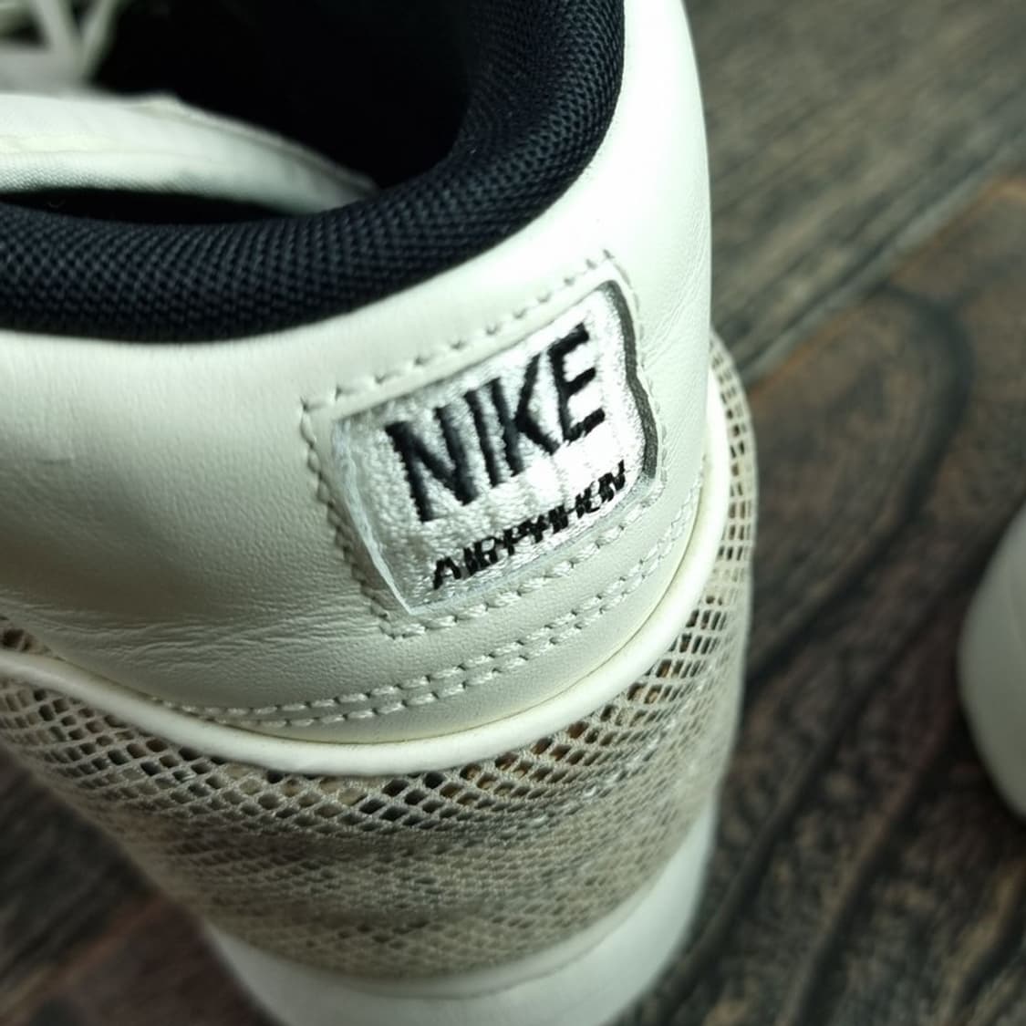 [나이키] 에어 파이톤 스네이크 스킨 스니커즈 M20036 상품이미지8