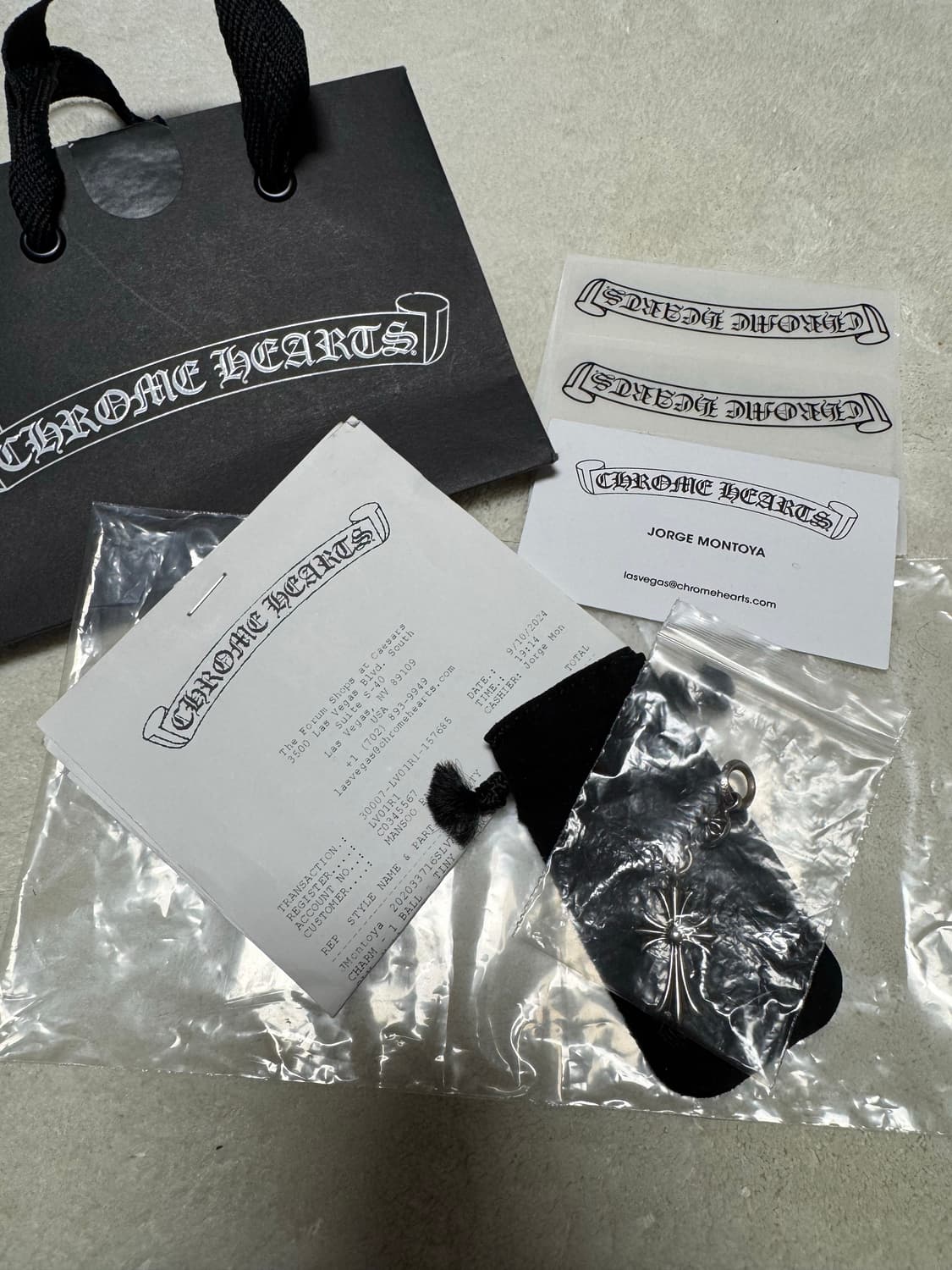 크롬하츠 원볼 타이니 크로스 상품이미지1