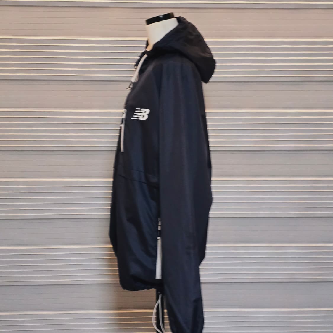 뉴발란스 바람막이 (남녀공용) 상품이미지3
