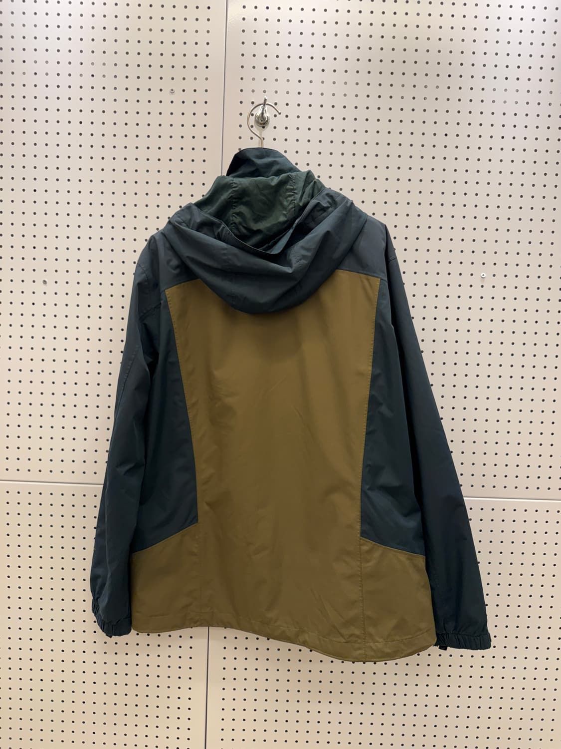 몽벨 하이드로 브리즈 남성용 바람막이 자켓 U1544 상품이미지3