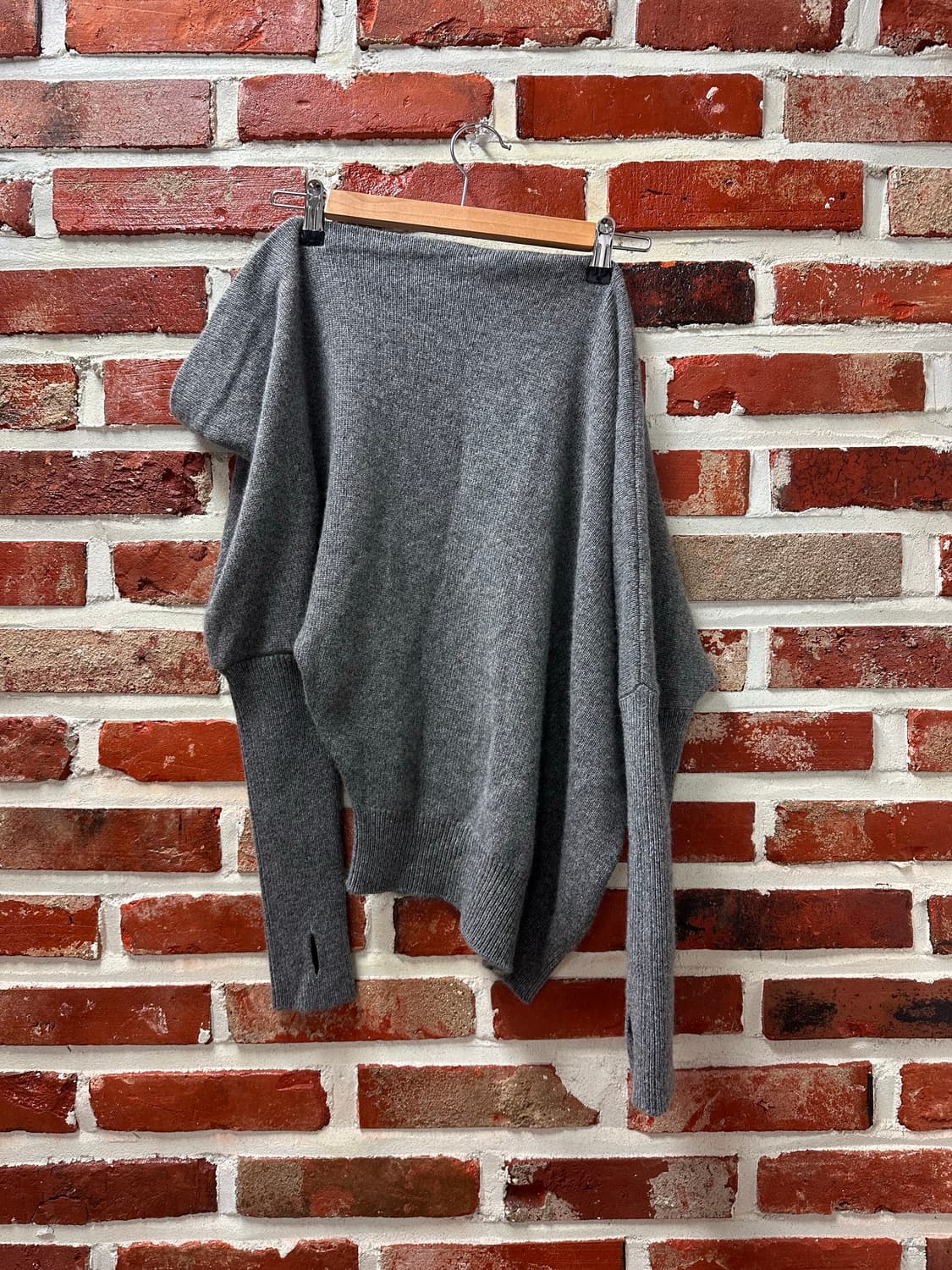 (2XS)톰포드 캐시미어100% 오프숄더 니트 상품이미지5