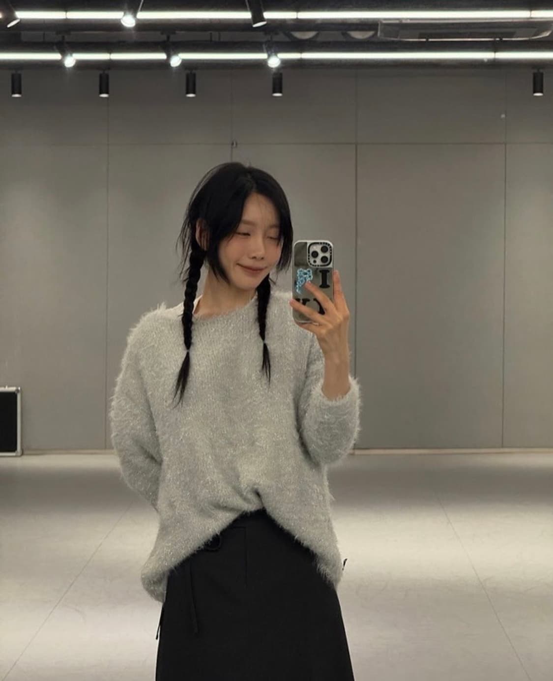 (새상품) 오버듀플레어 니트 상품이미지2