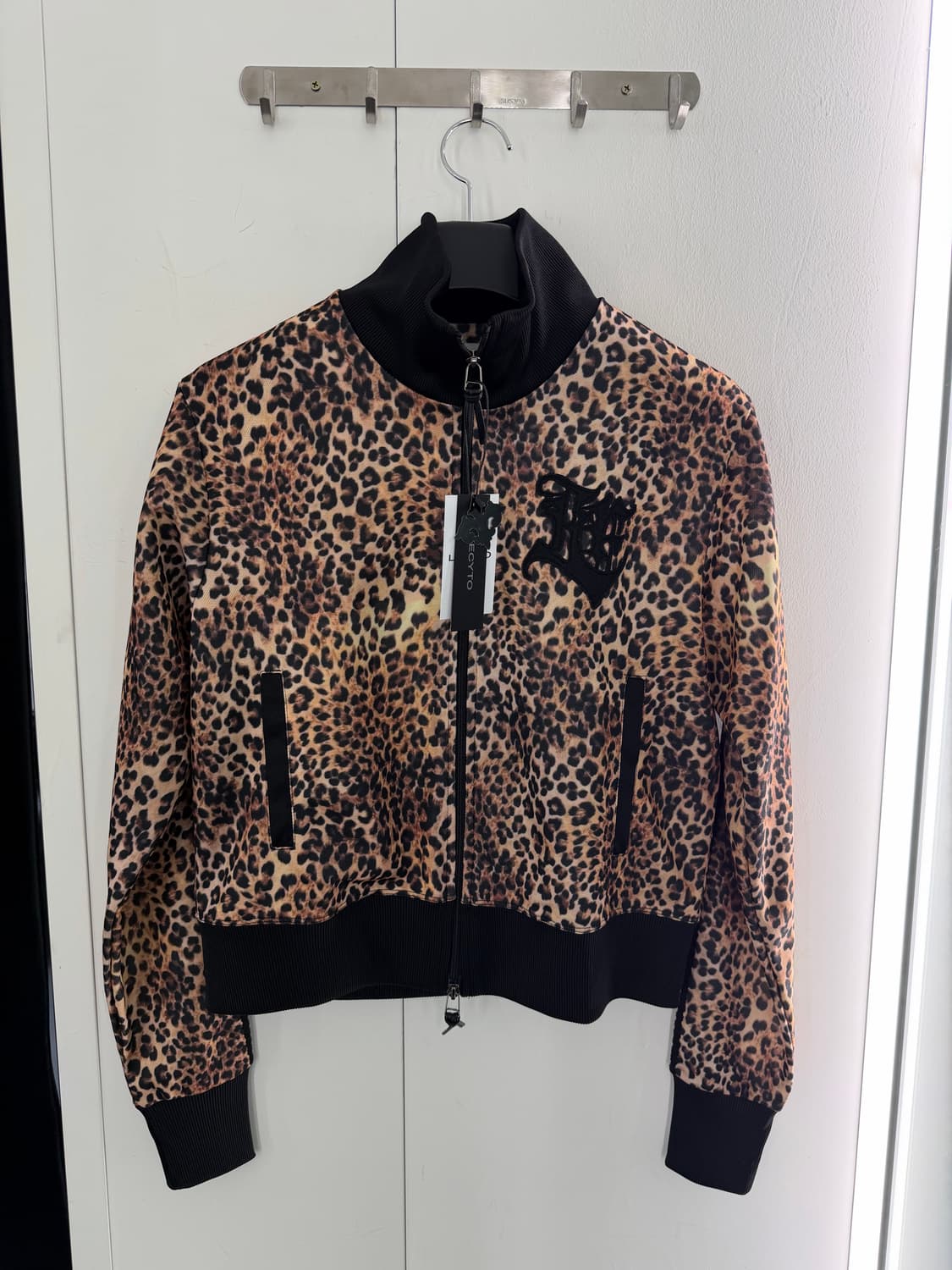 (새상품) 레씨토 레오파드 트랙 집업 상품이미지1