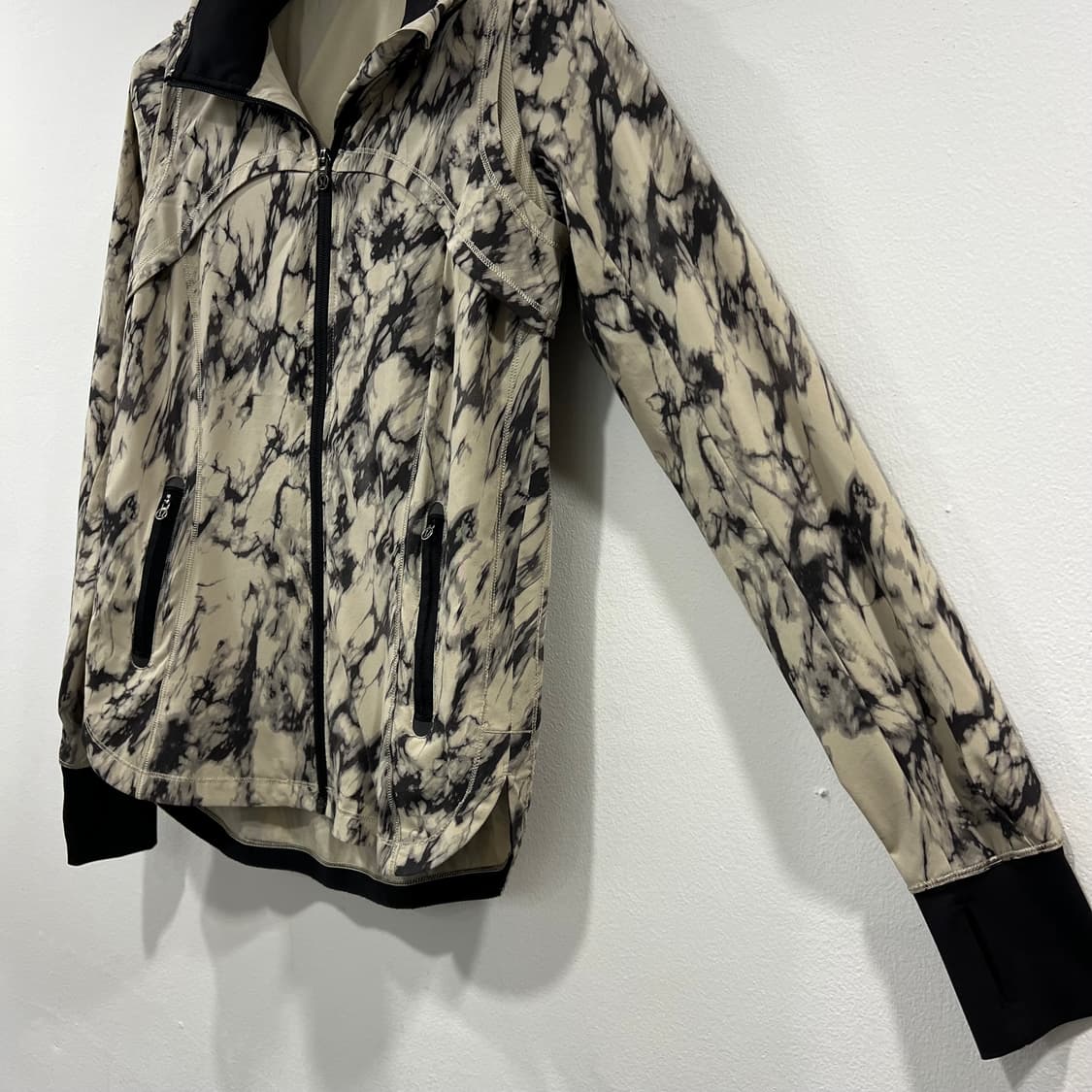 lululemon 룰루레몬 점퍼 상품이미지4