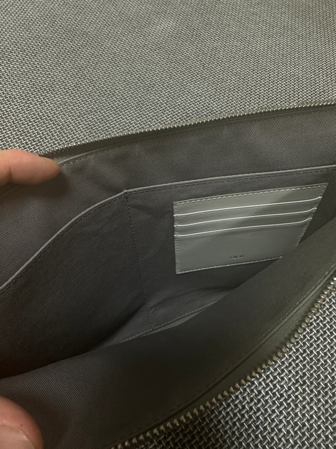 디올 다이아몬드 클러치 정품 거의 새상품 팝니다 상품이미지3