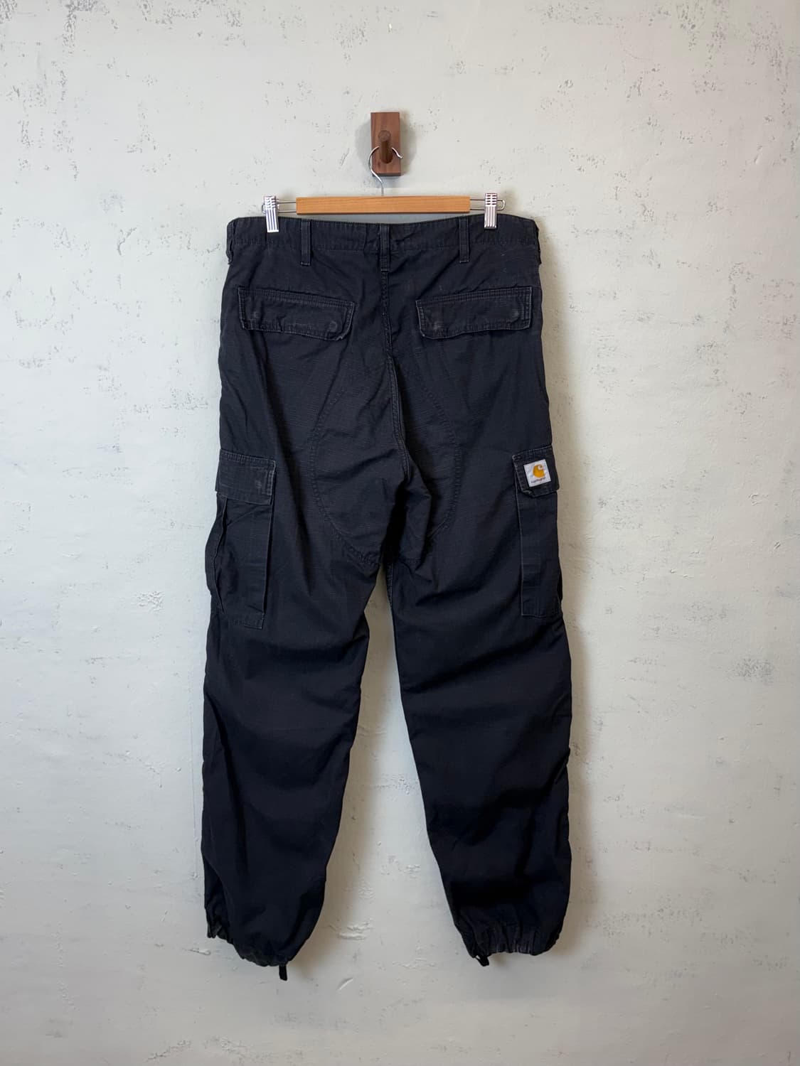 칼하트 윕 립스탑 카고팬츠 블랙 상품이미지1