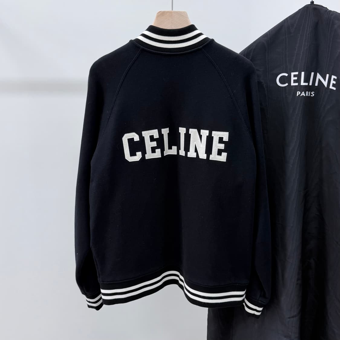 [S+급/S] 셀린느 테디 바시티 봄버 자켓 블랙 상품이미지5