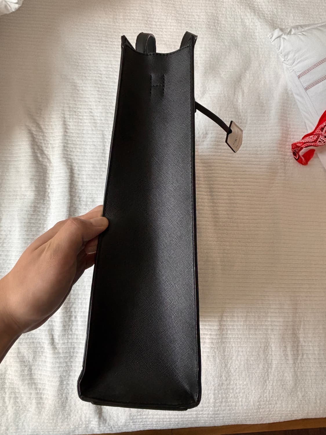 헤지스 런던 블랙 토트백 숄더백 / 사피아노 패턴 프라다st 상품이미지6