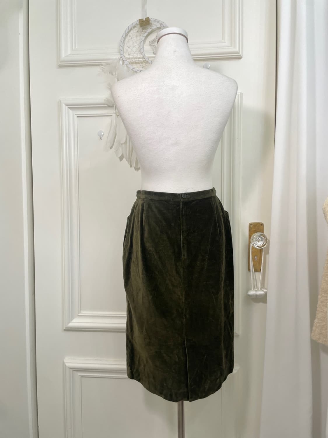 khaki velvet basic midi pocket skirt 상품이미지3