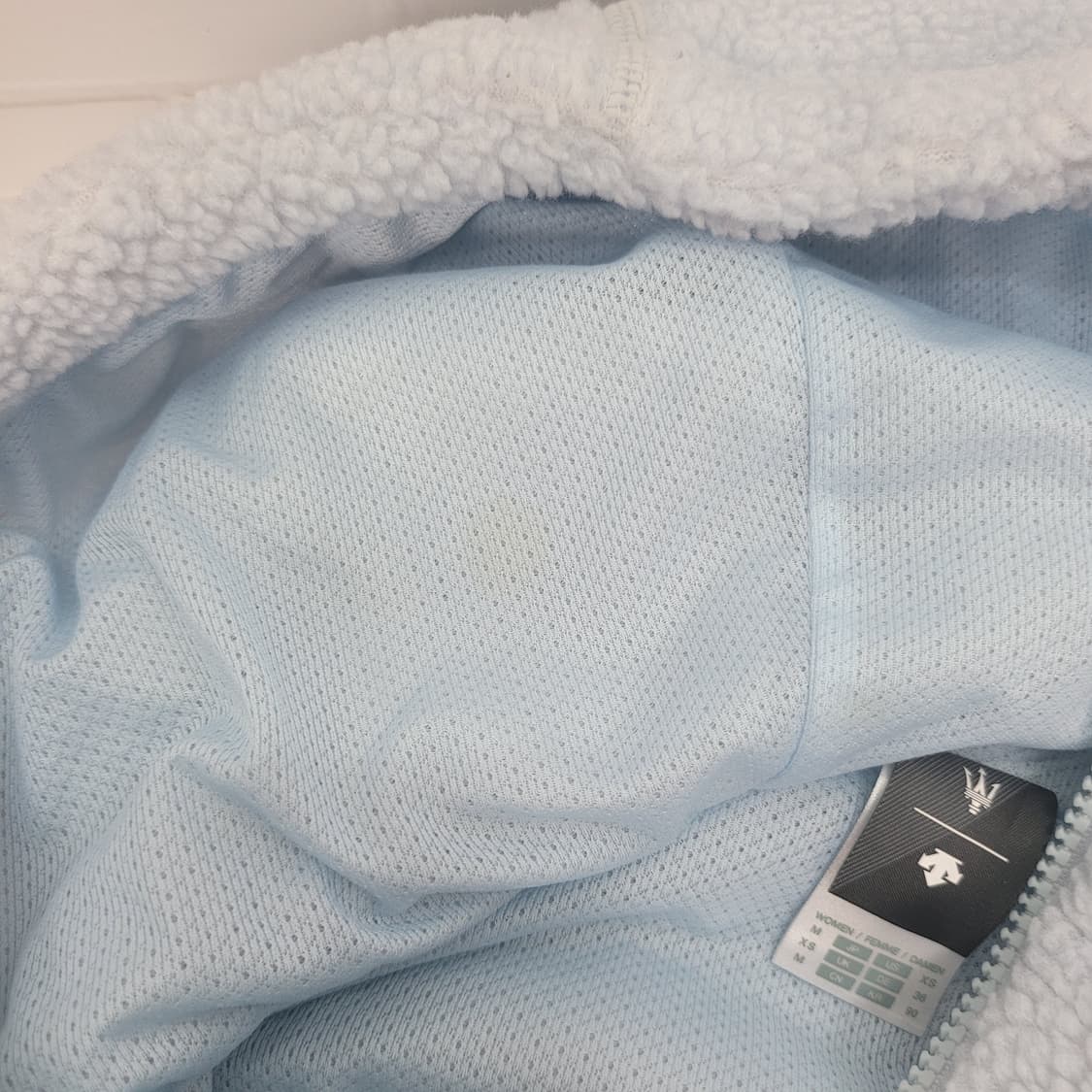 데상트 X 마세라티 셰르파 플리스 후드 집업 M 사이즈 상품이미지10