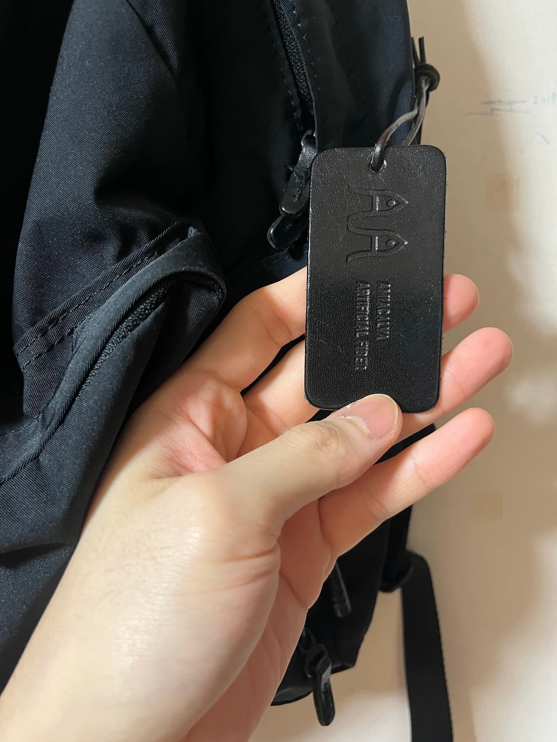 아미아칼바 개버딘 백팩 블랙 상품이미지2