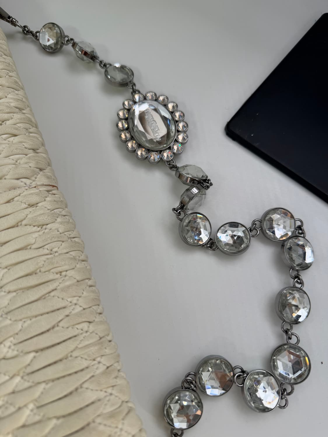 정품) 미우미우 크리스탈 마테라쎄 나파가죽 숄더백 상품이미지7