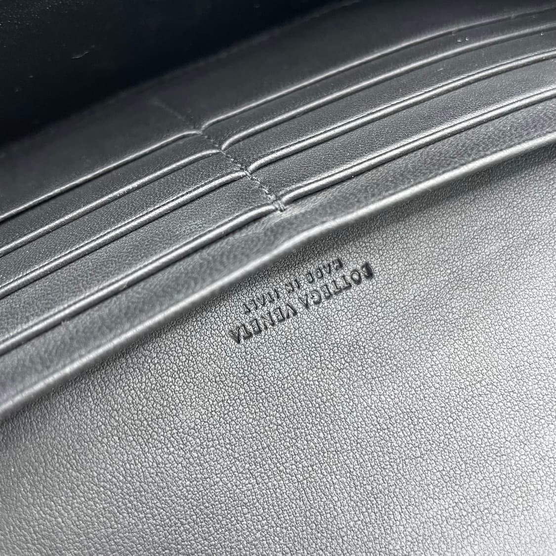 보테가베네타 인트레치아토 장지갑 상품이미지6