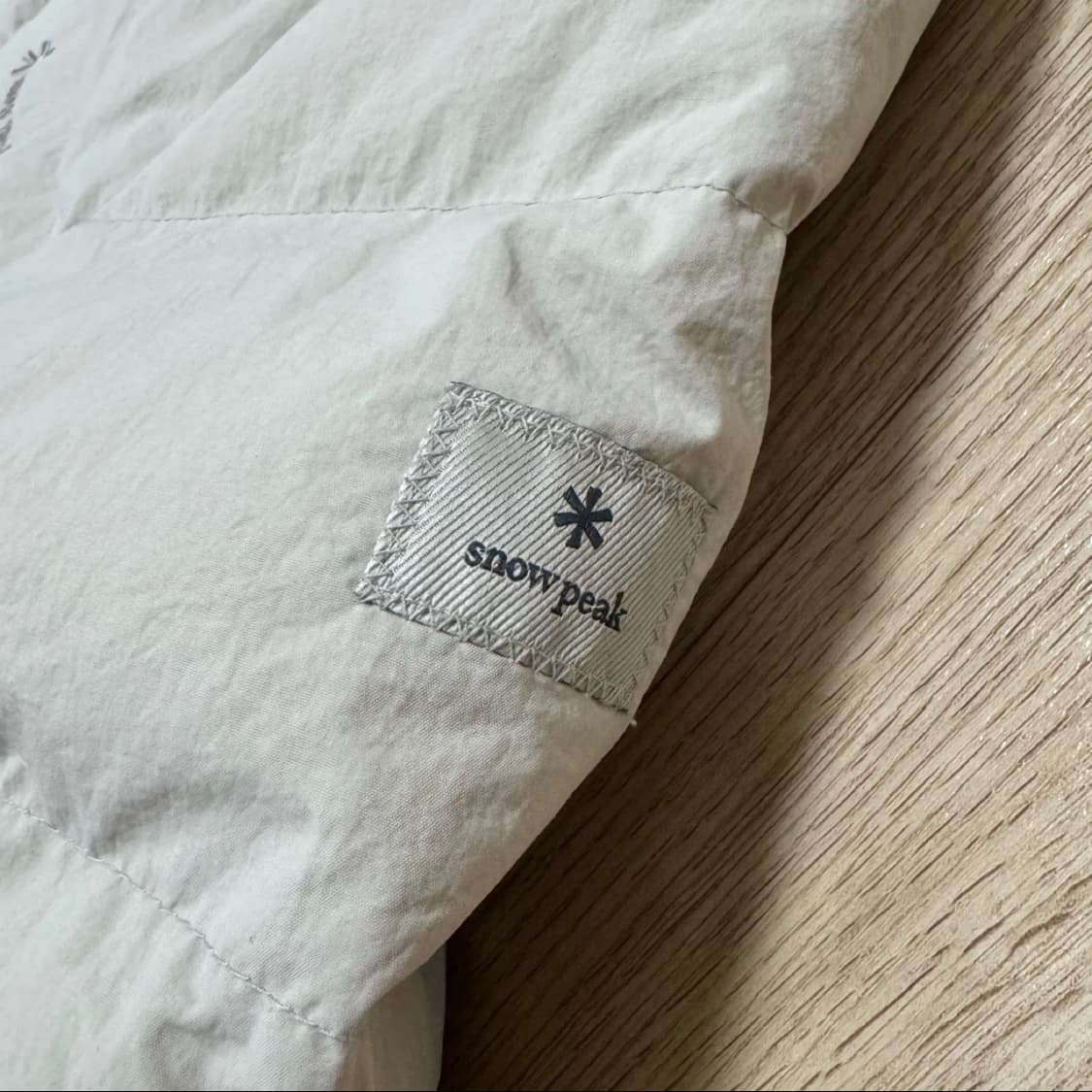 스노우피크 여성 경량 다운 패딩 베이지 85 상품이미지8
