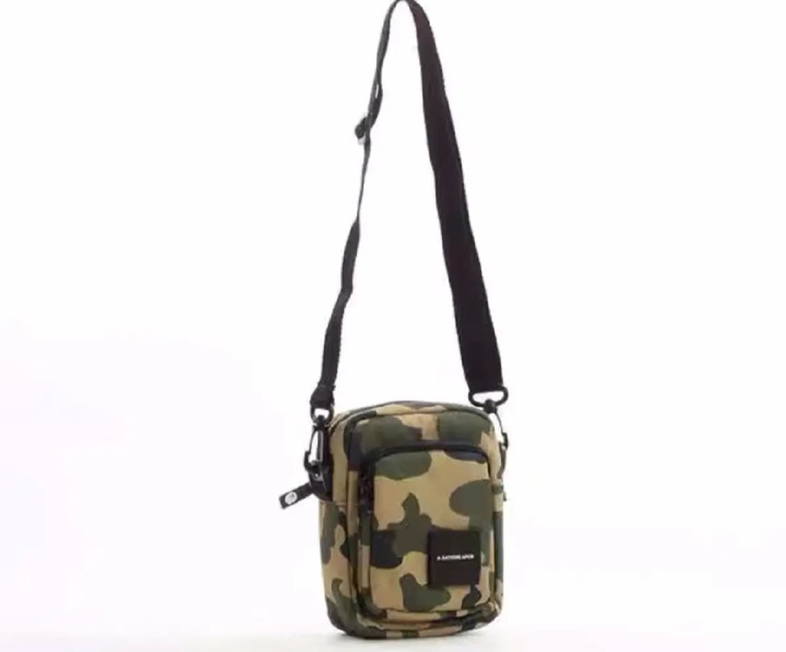 (새상품) 베이프 카모 미니 파우치 크로스백 카메라 가방 상품이미지5