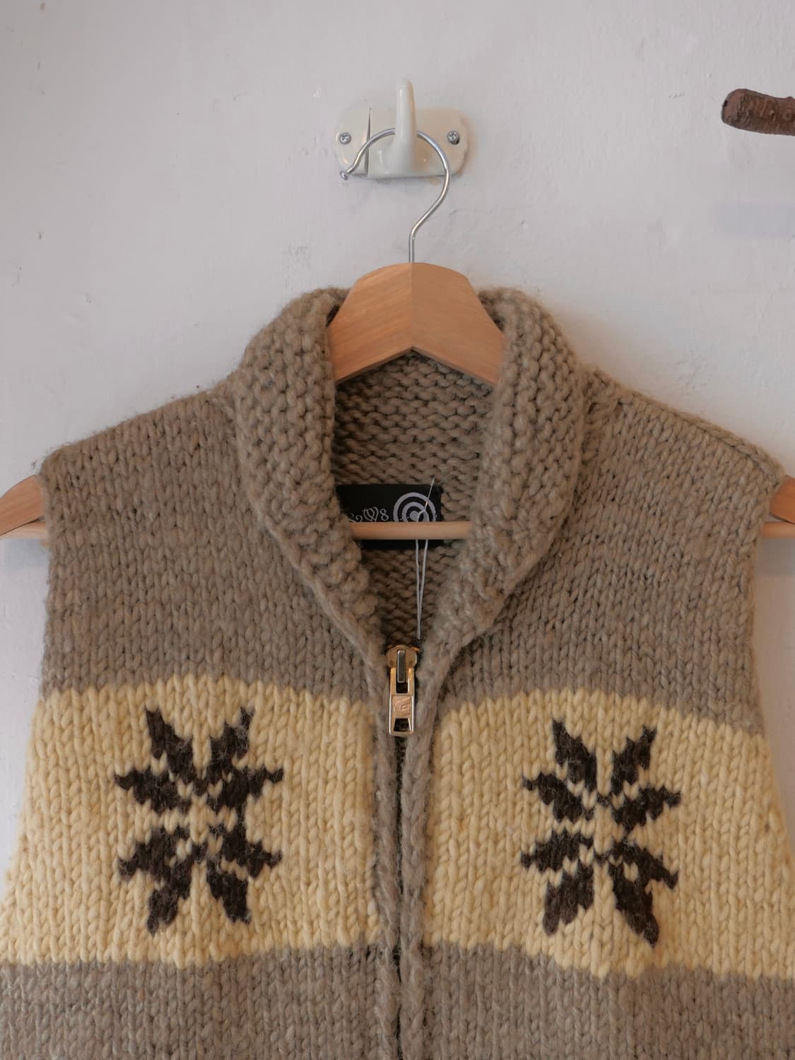 남이서팔 캐내디언 스웨터 코위찬 베스트 상품이미지3