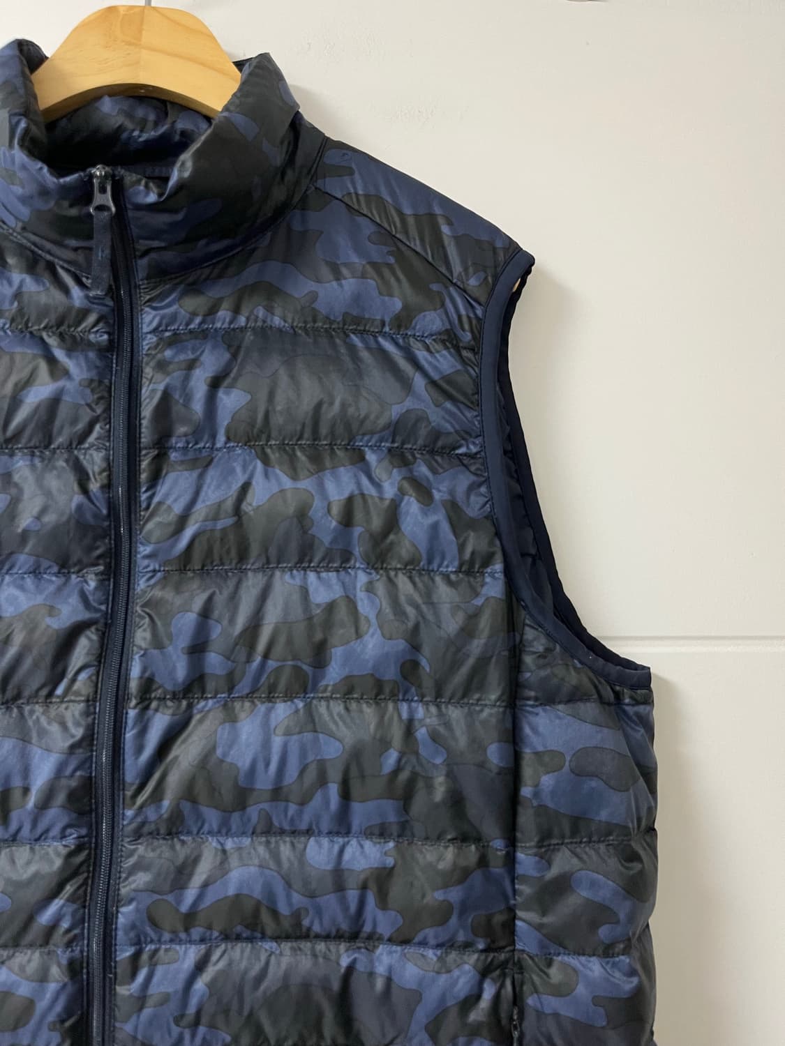 유니클로 경량 패딩 상품이미지4