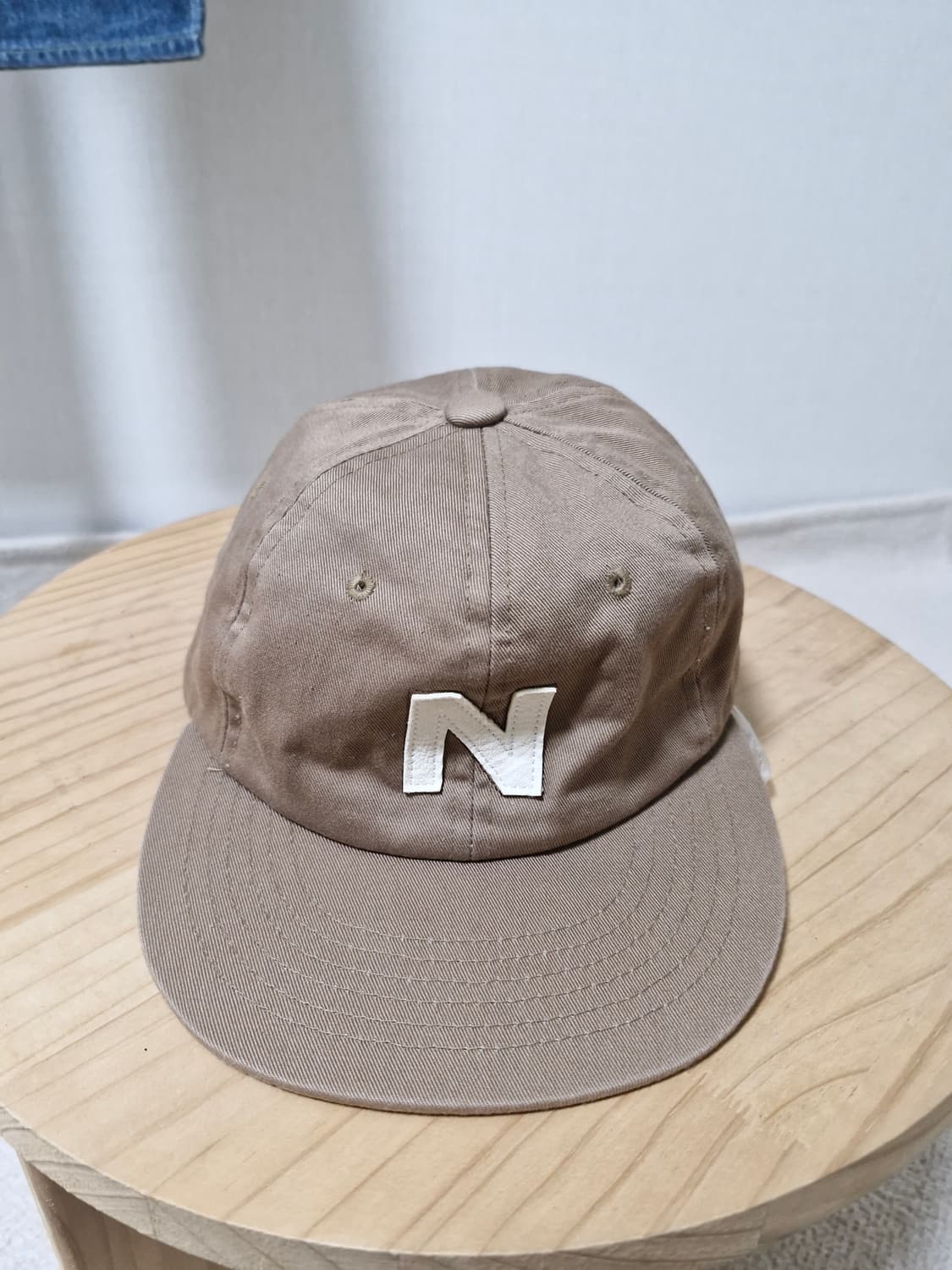 뉴발란스 스트랩백 베이지 볼캡 모자 상품이미지1