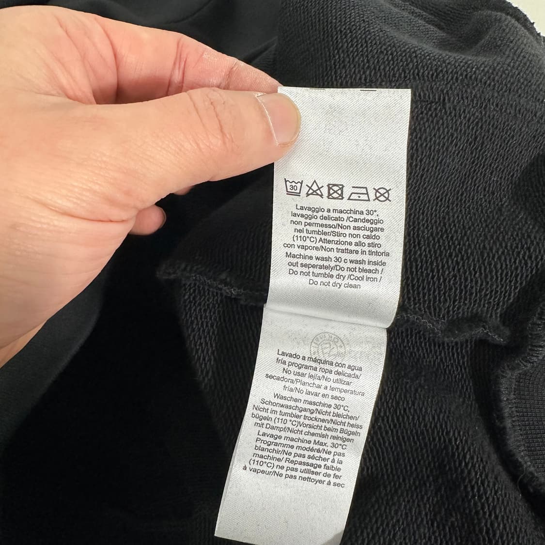 L 비비안웨스트우드 블랙 스프레이 후드티 상품이미지9