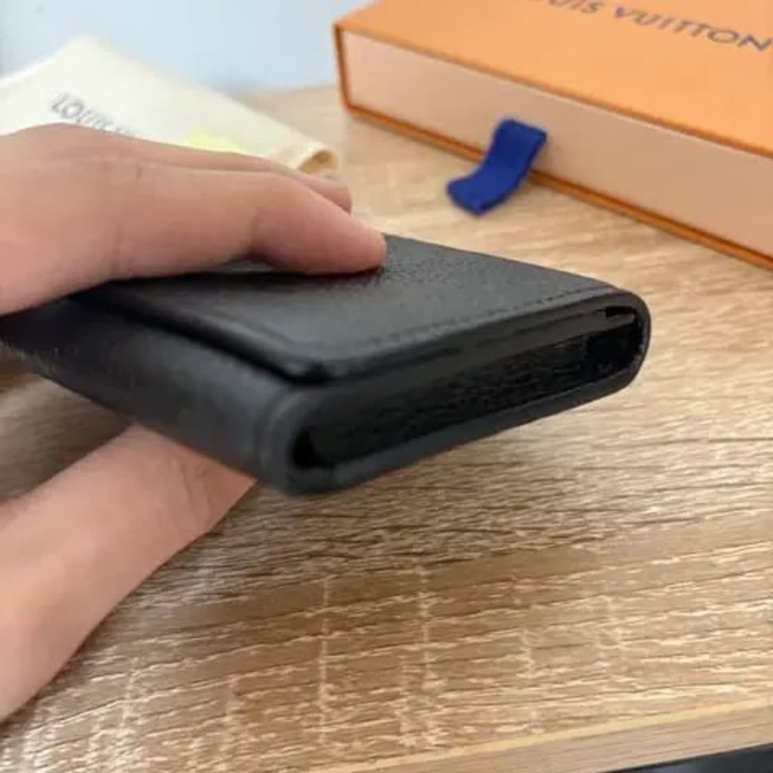 루이비통 앙프렝뜨 비지니스 카드홀더 상품이미지3