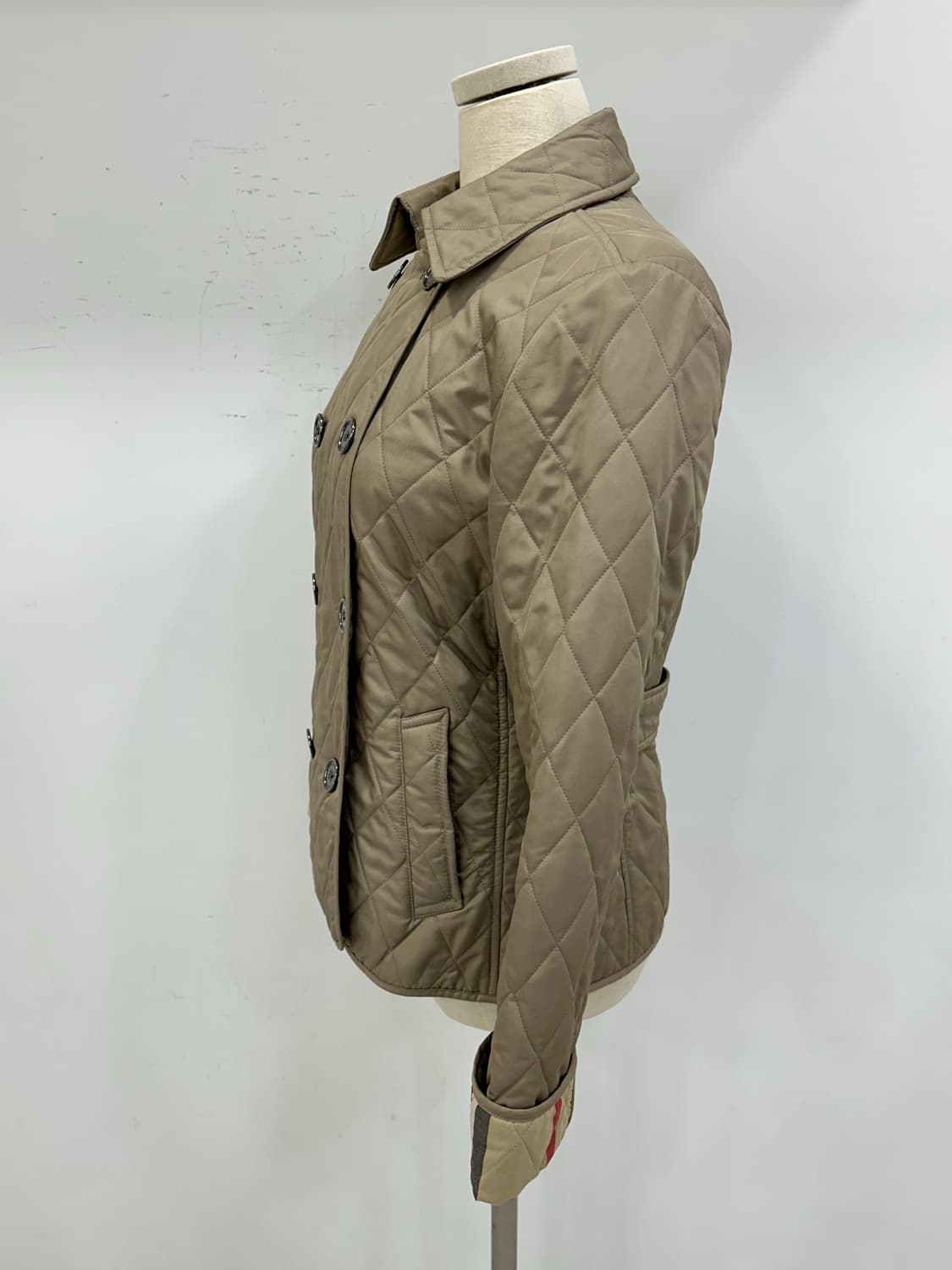 버버리 다이아몬드 퀼팅 자켓 상품이미지5