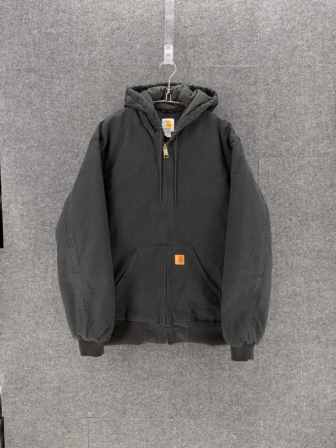 칼하트 J130 스톤워싱 레더패치 워크자켓 상품이미지1