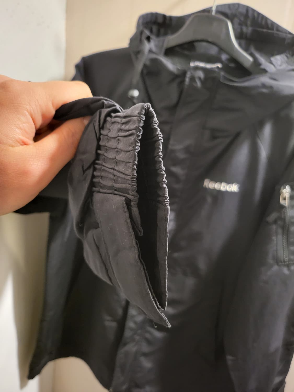 [100]리복  후드 오버핏 블랙 바람막이 상품이미지3