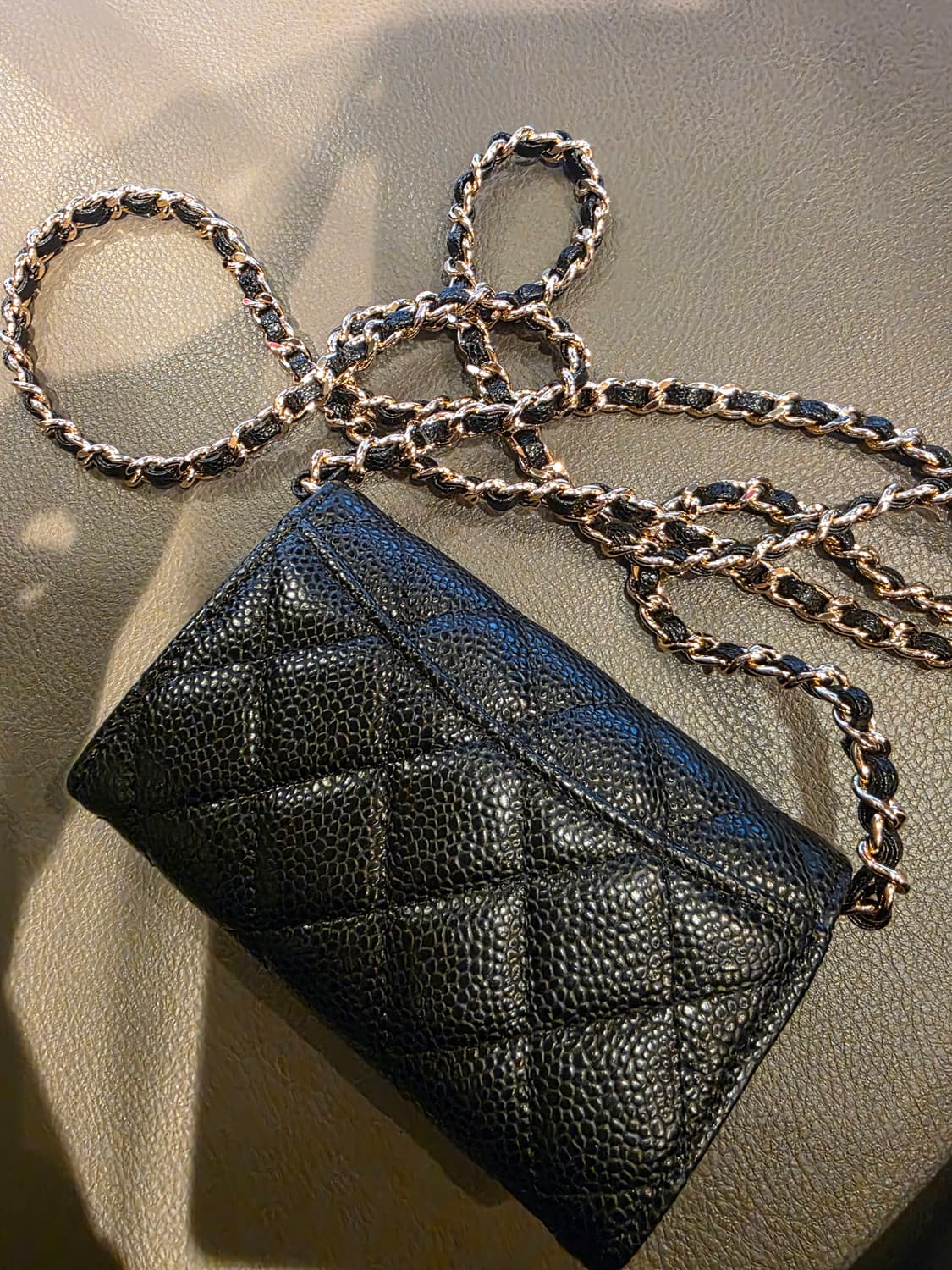 샤넬 클똑 금장 지갑  상품이미지3