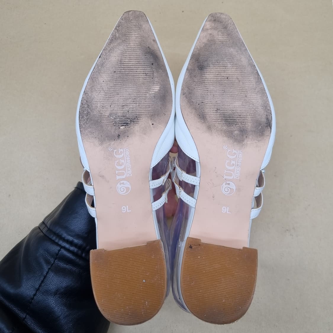 어그 UGG 여성 뮬 스리퍼240 굽4.5 상품이미지3