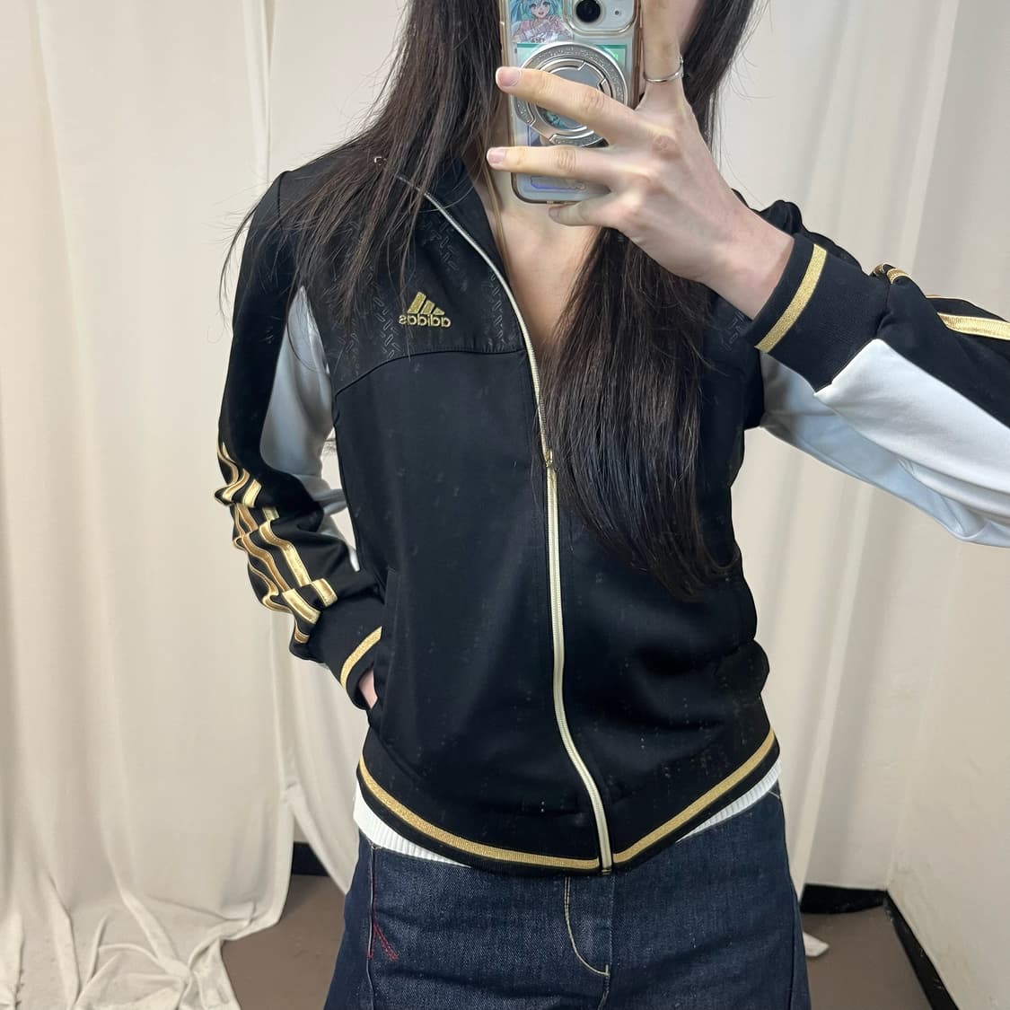 Adidas black gold color-block jersey 상품이미지3