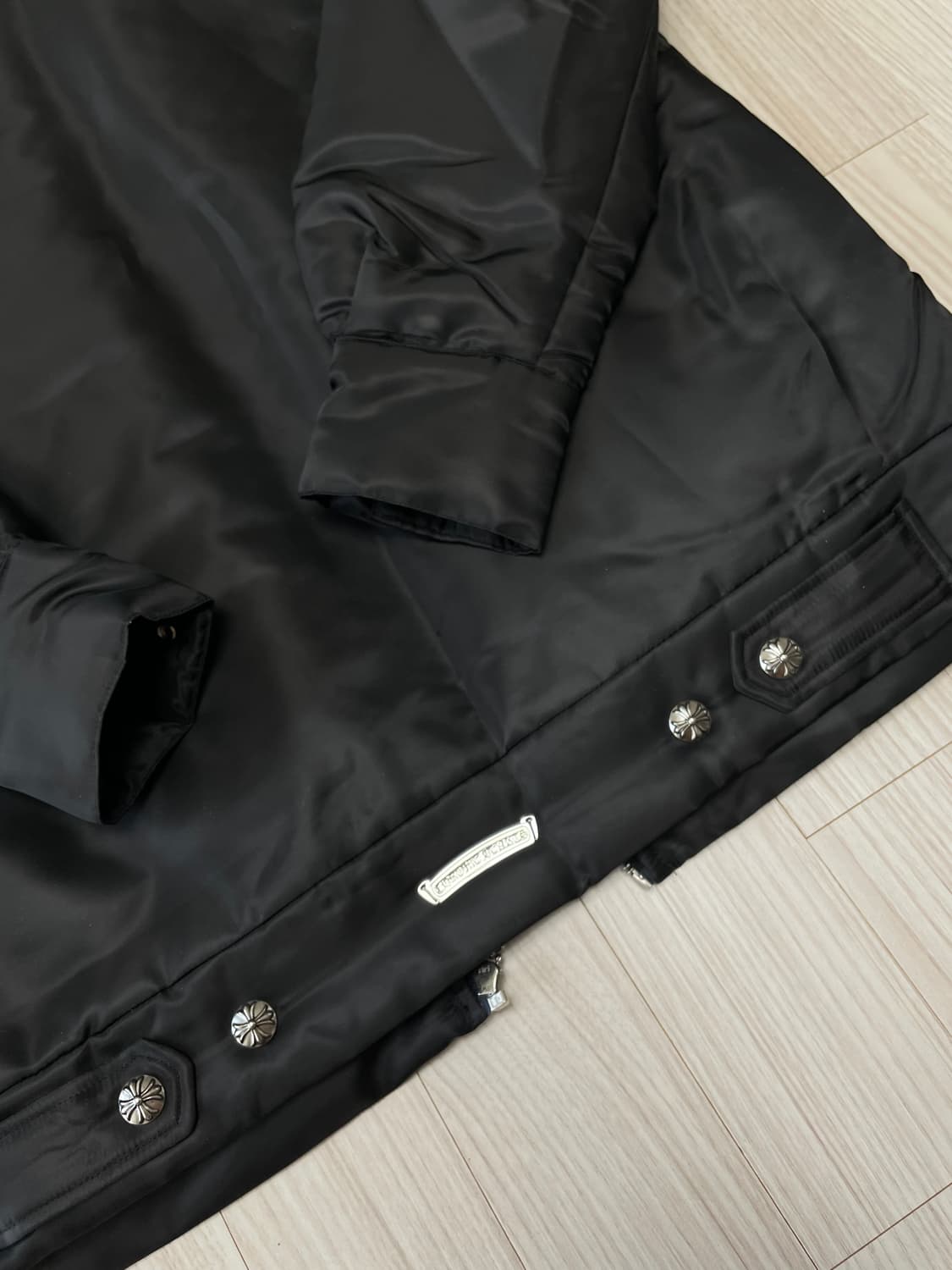 [새상품] 크롬하츠 트리플로고 나일론 푸퍼 패딩 상품이미지8