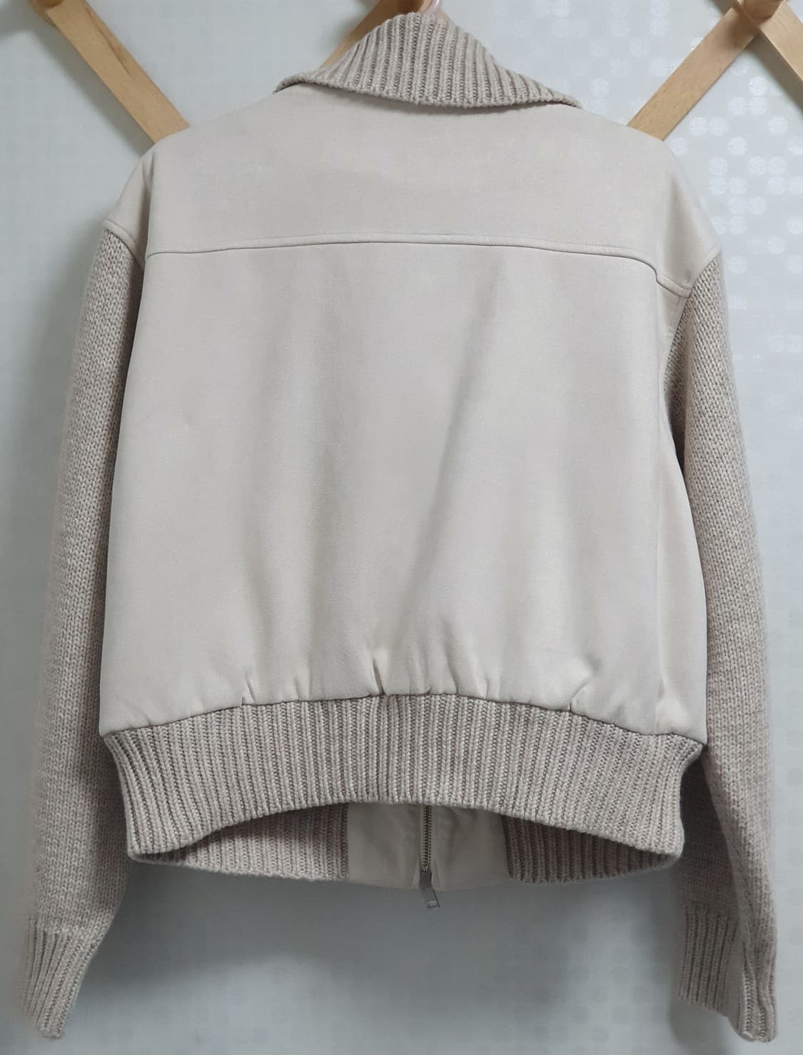 (새상품) 미케네 울 혼방 니트 배색 점퍼 상품이미지4