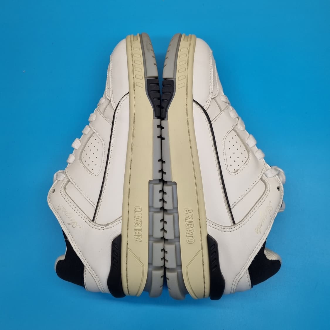 악셀아리가토 스니커즈240 상품이미지5