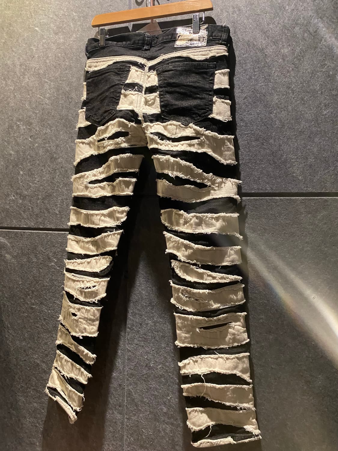 CheapMonday G dragon slimfit denim pants 상품이미지8