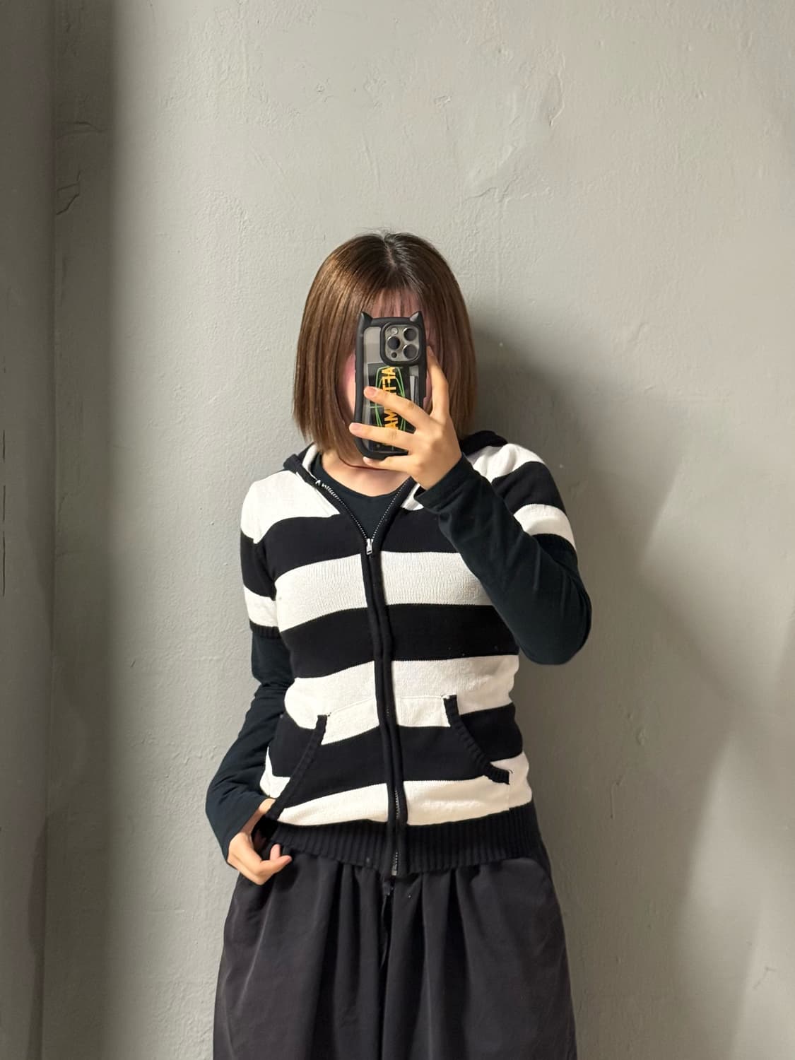 stripe pattern knit hood zip-up 상품이미지1