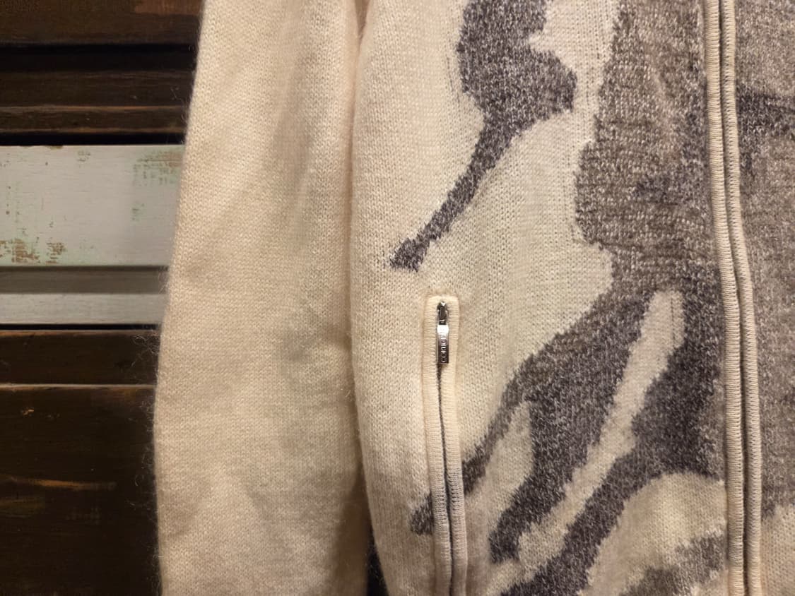 꼬르띠지아니 짚업니트 상품이미지3