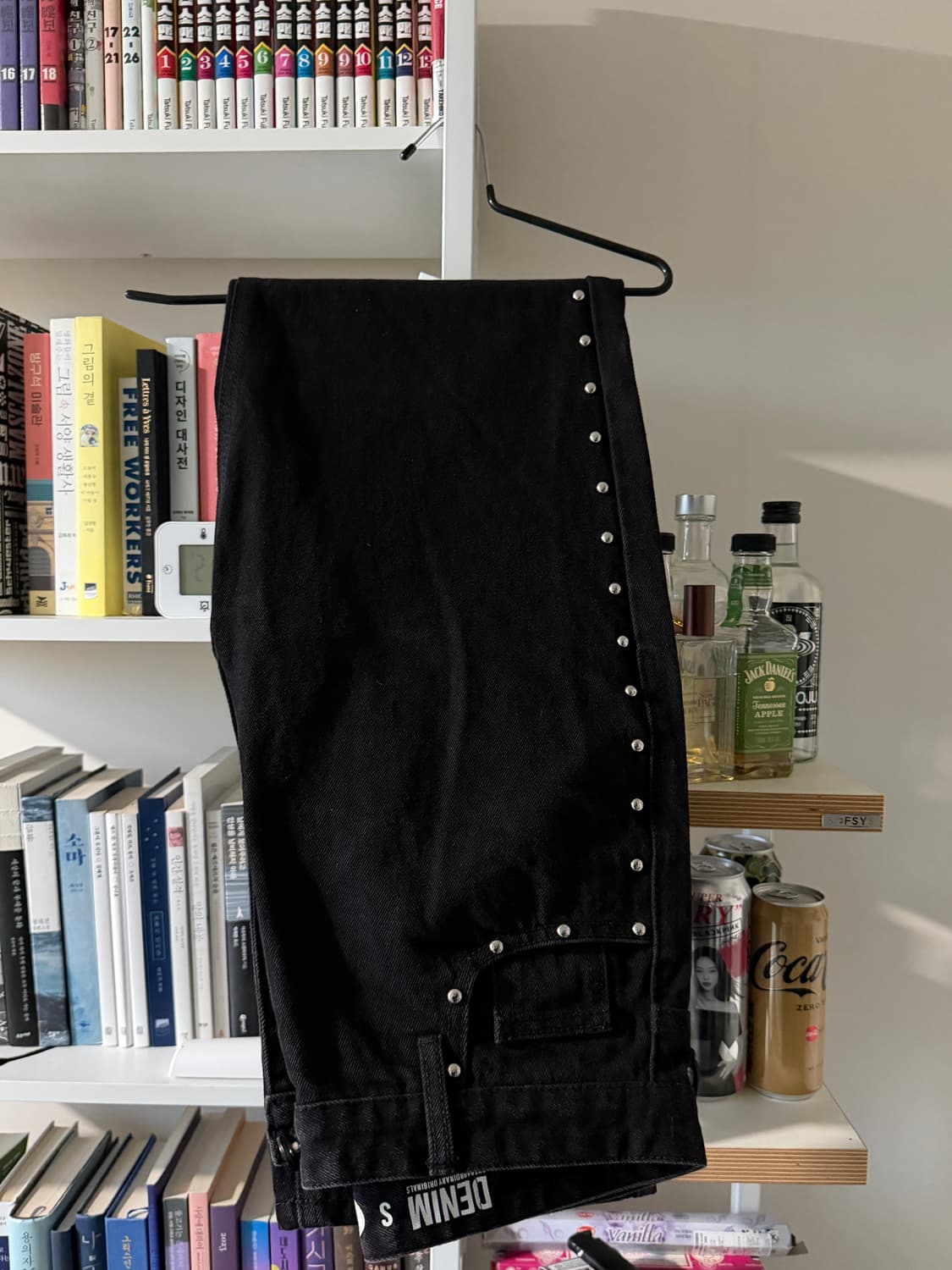 엑스트라오디너리 스터드 데님 블랙 M 상품이미지4