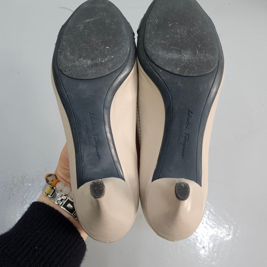 5 페라가모 키튼 힐 펌프스 0408Y 상품이미지6