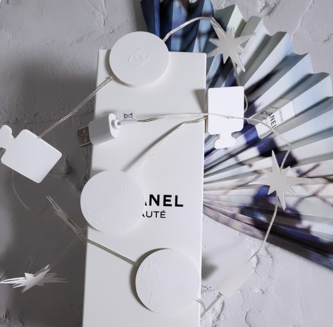 샤넬 오너먼트 트리 조명  상품이미지3