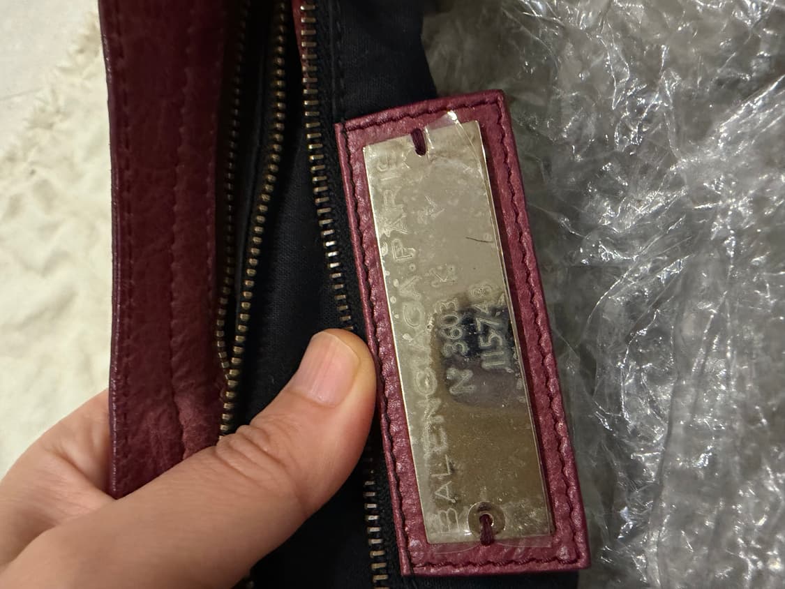 발렌시아가 모터백 버건디 상품이미지5