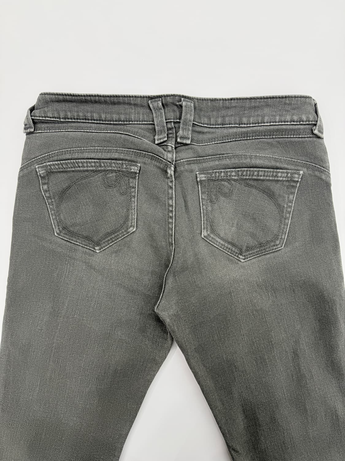 빈티지 그레이 자수 포인트 로우라이즈 부츠컷 데님 팬츠 상품이미지5