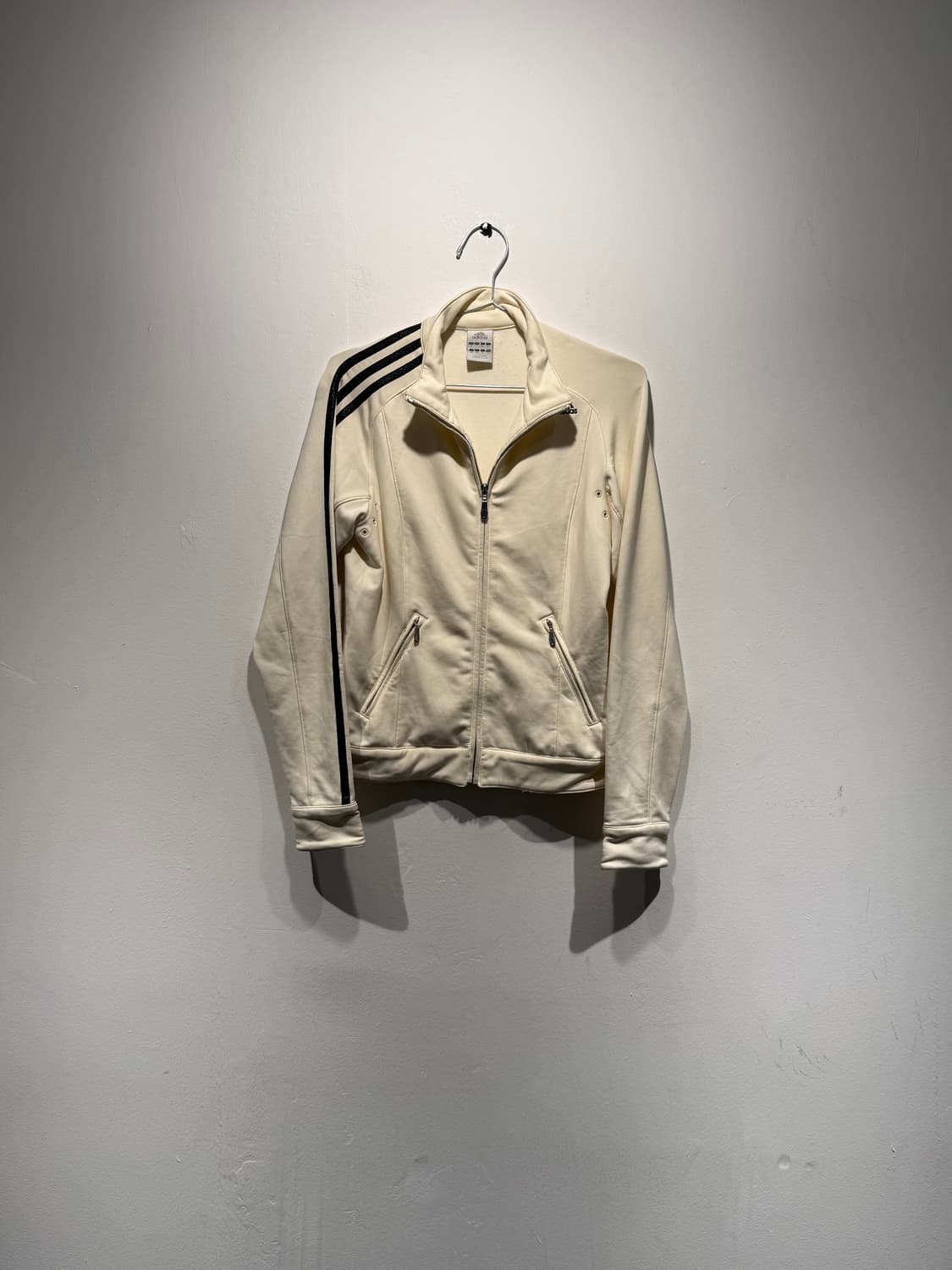 Ch.V. 107 상품이미지1