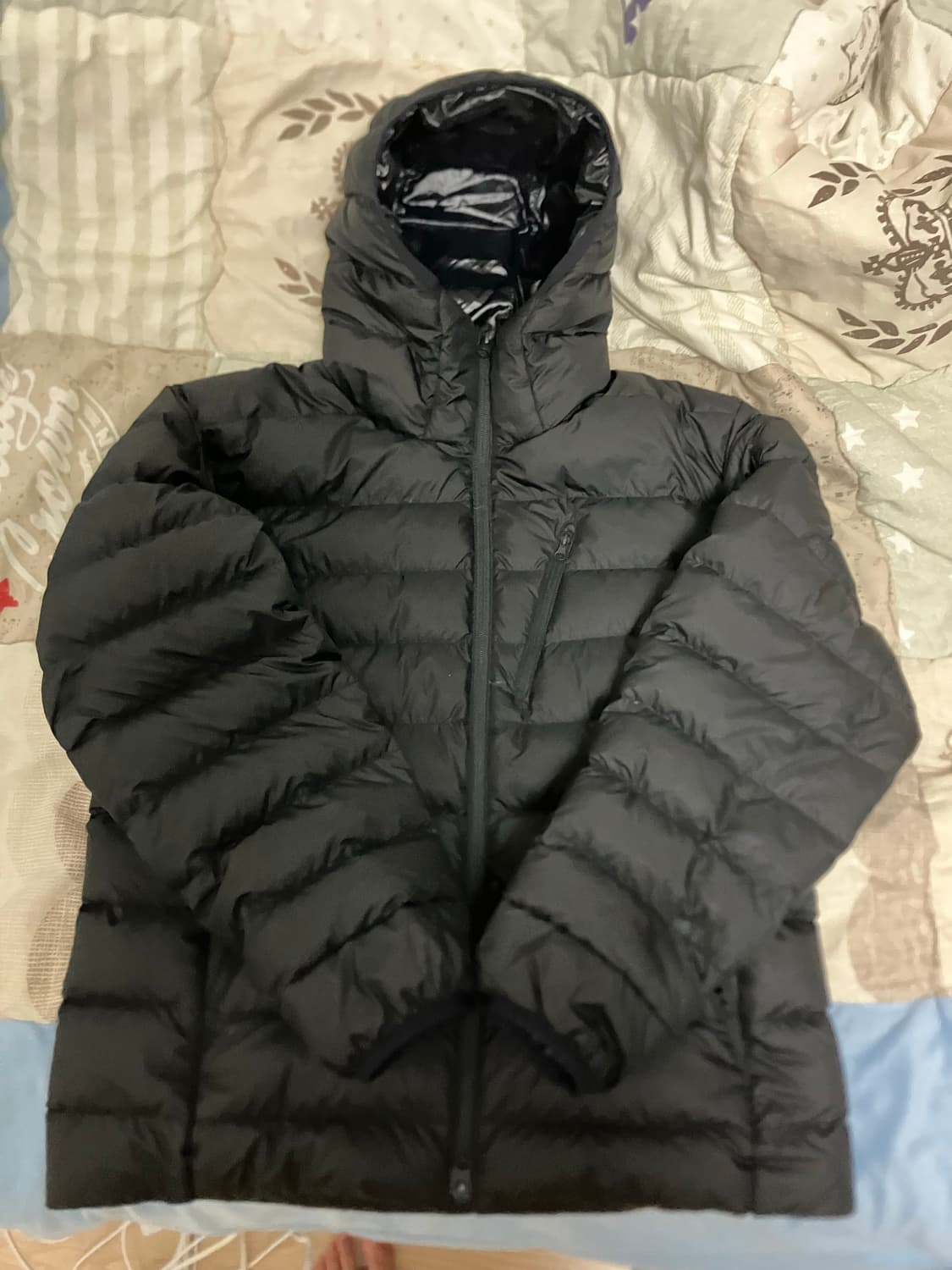 무신사 스탠다드 후드 라이트 다운 자켓 블랙 상품이미지2