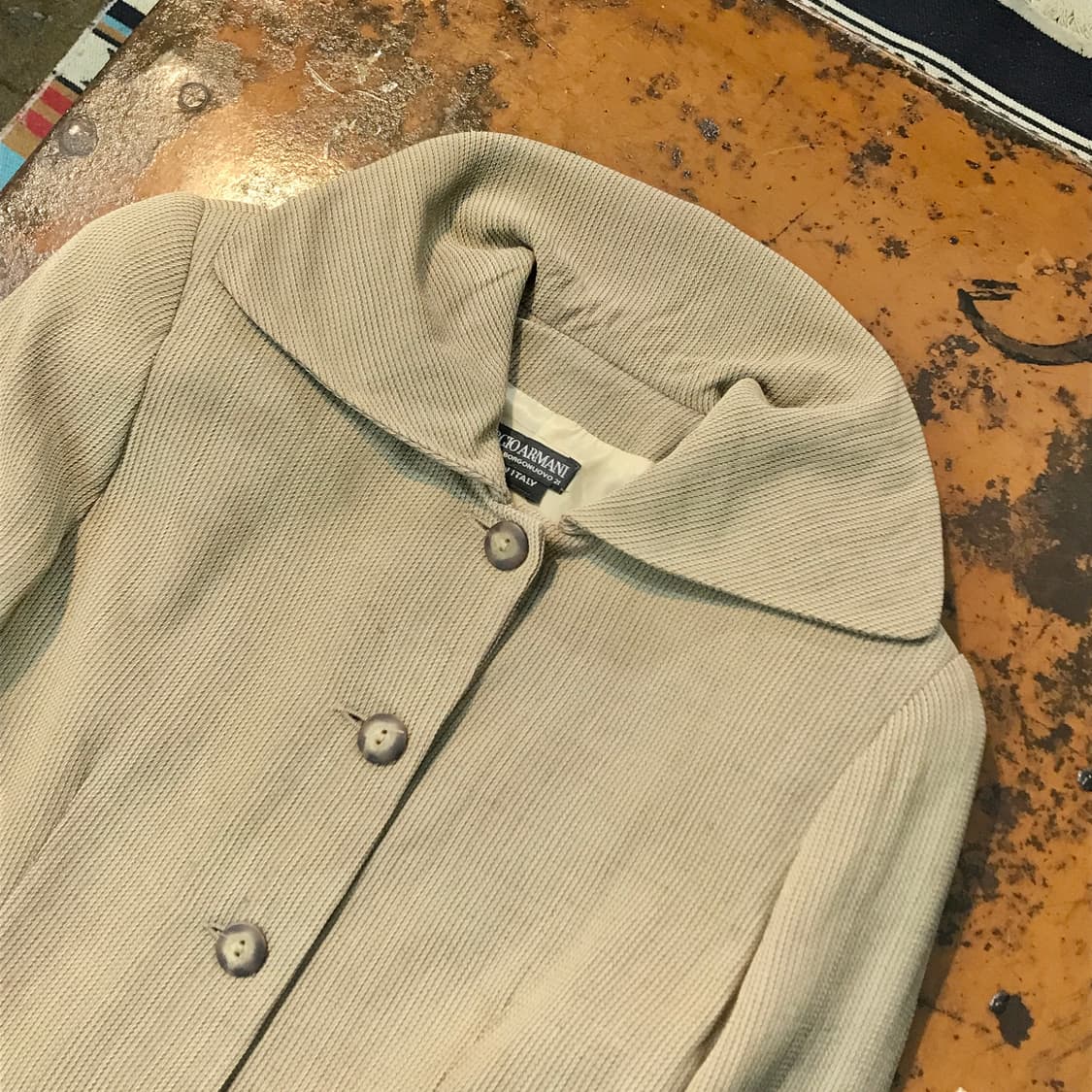 조지오 아르마니 풀버튼 와이드카라 베이지 자켓 여성 44 55 사이즈 상품이미지7