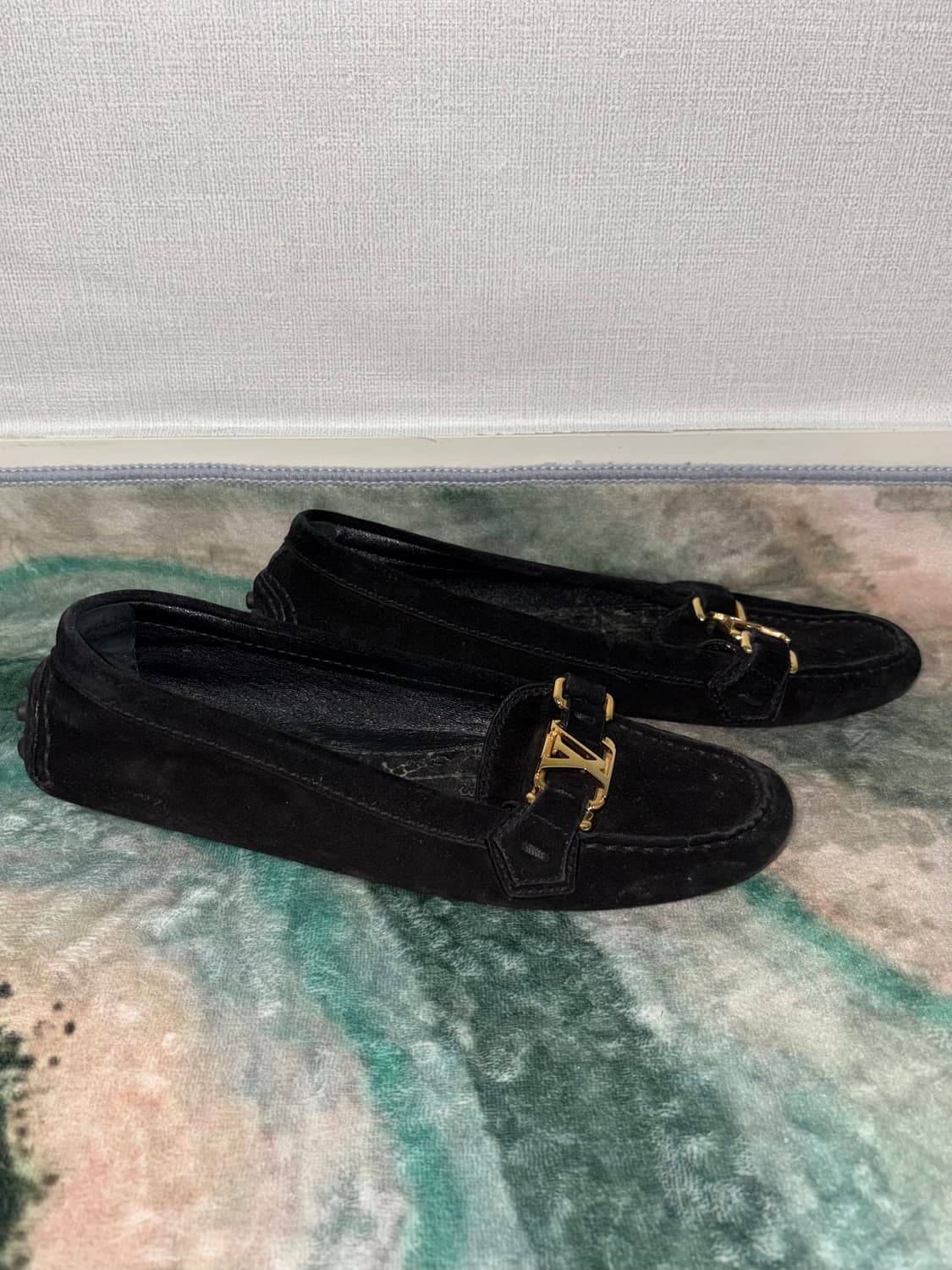 루이비통 옥스포드 스웨이드 로퍼 상품이미지5