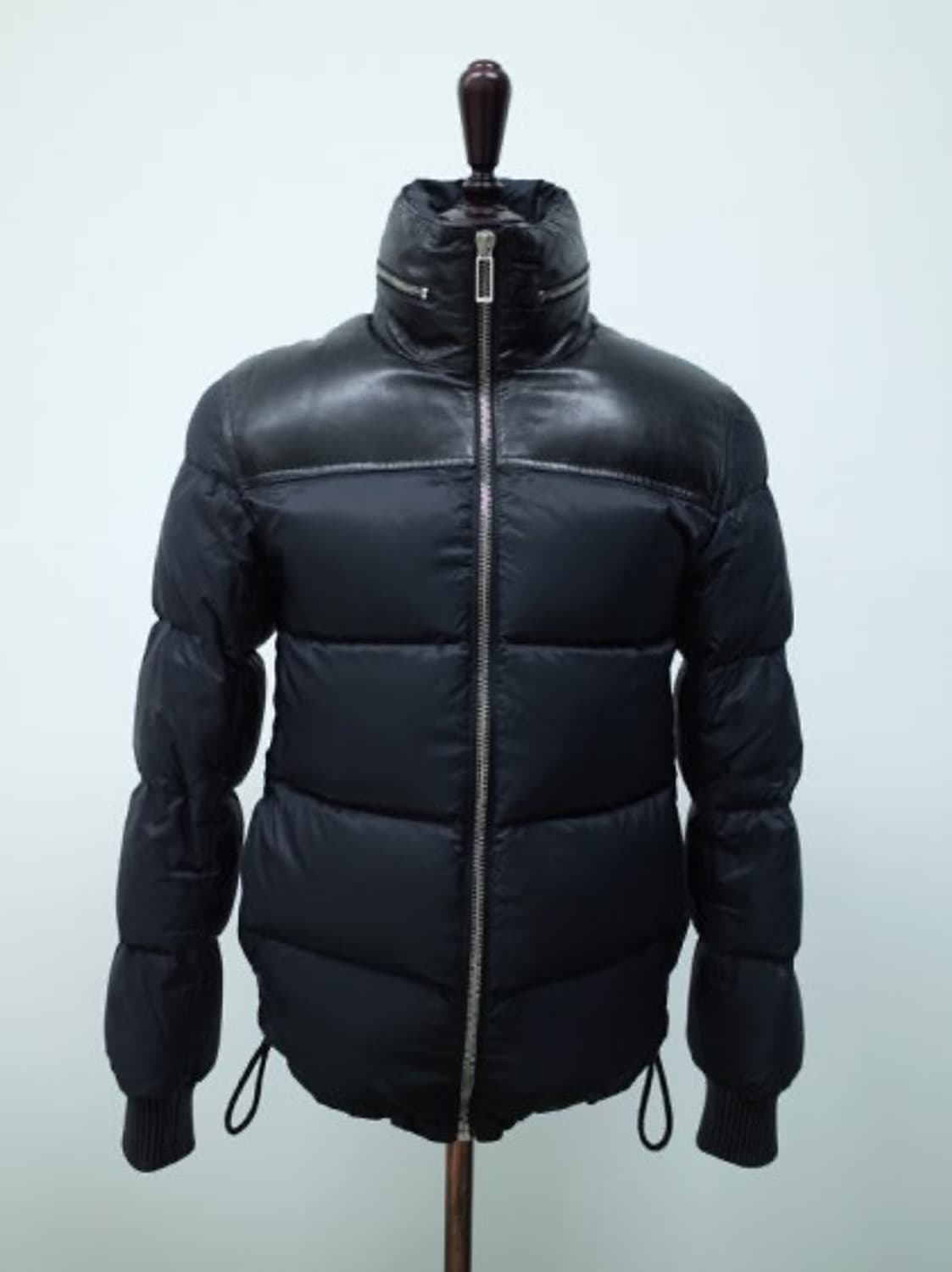 디올옴므 컬렉션 한정판 가죽패딩  상품이미지1