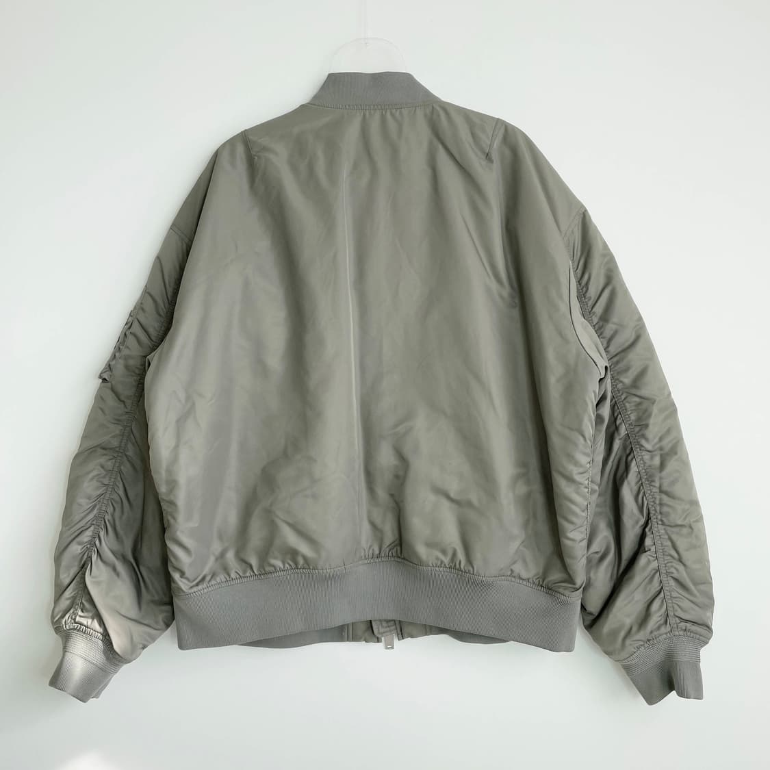   D2 무신사 스탠다드 오버사이즈 MA-1 보머 재킷 더스티 카키 10 상품이미지3