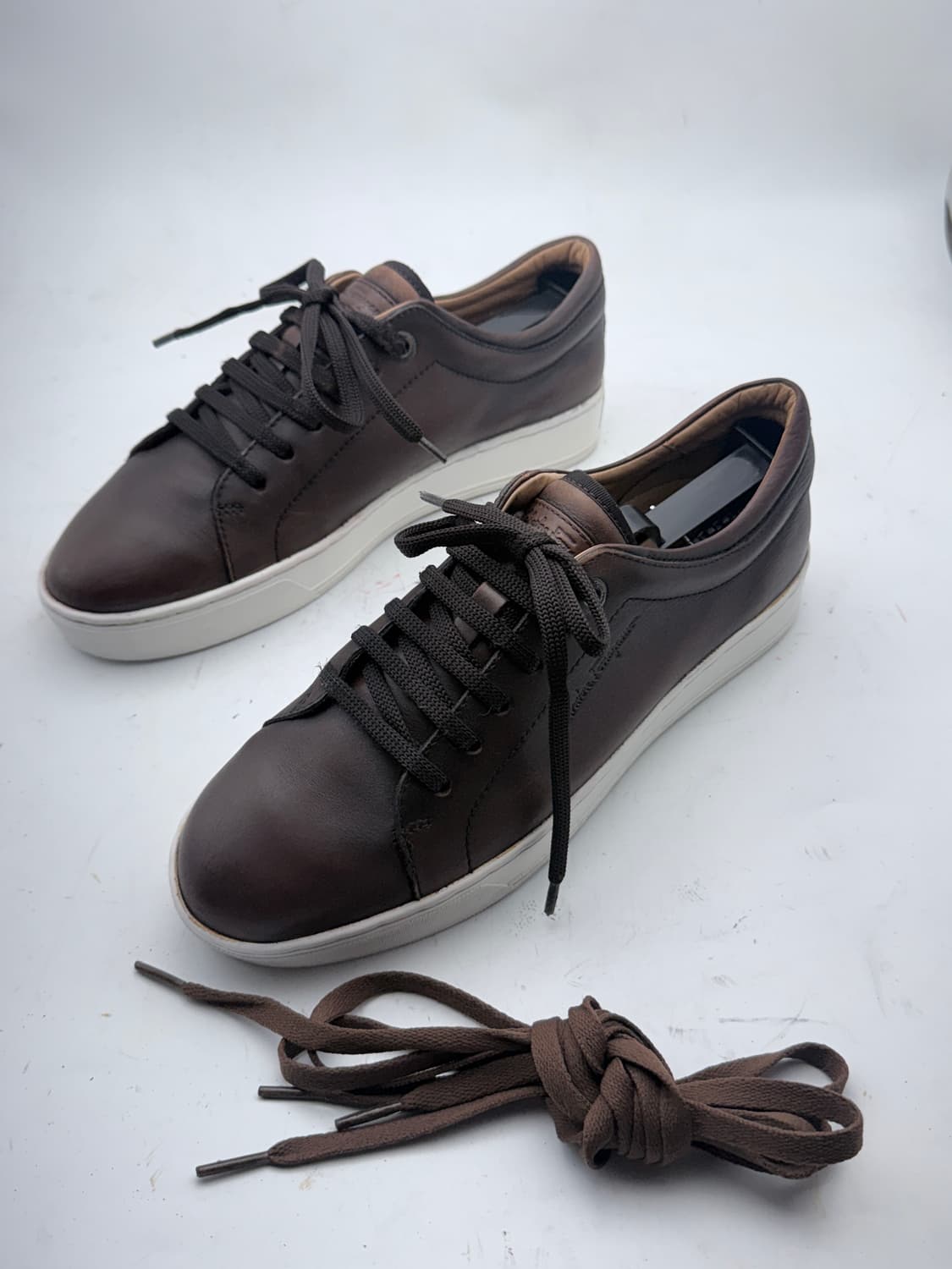 정품)페라가모스니커즈255 상품이미지2